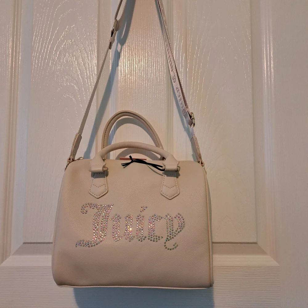 Juicy Couture elegant juicy